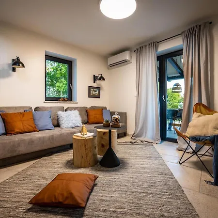 Boshka Semesterbostad *